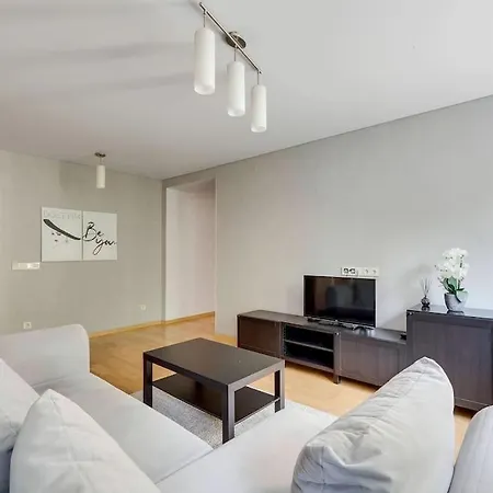 Cozy Terrace City Center Parking * Wilna