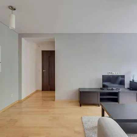 Cozy Terrace City Center Parking Βίλνιους